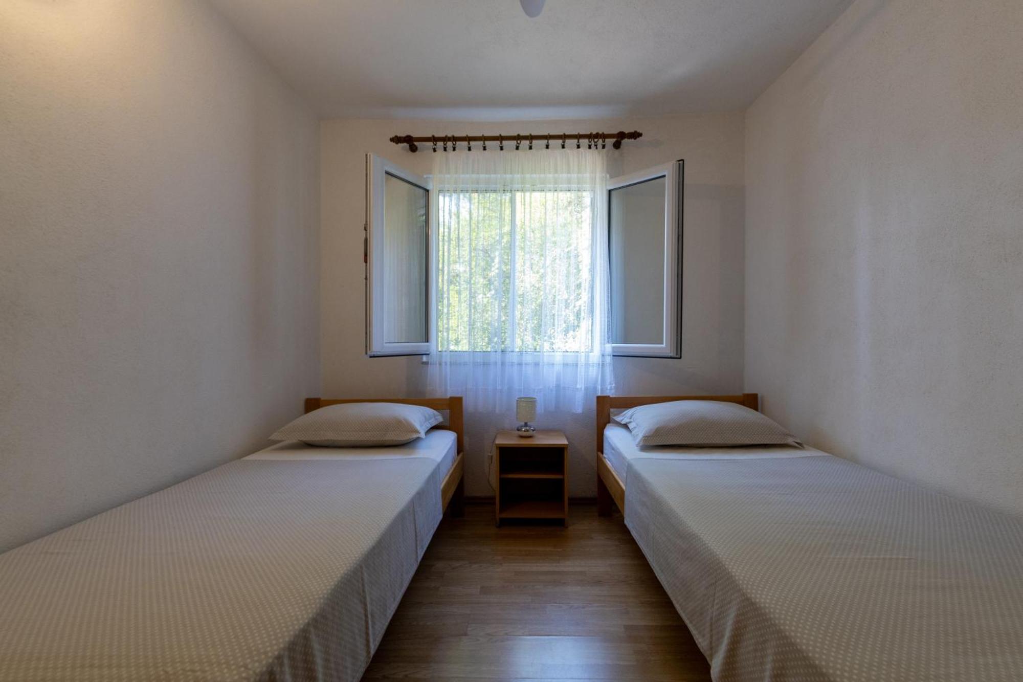 Apartments By The Sea Mudri Dolac, Hvar - 582 Vrboska Bilik gambar